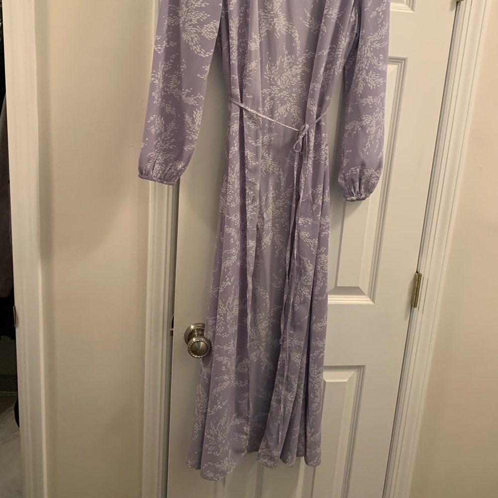 Purple and white print maxi wrap dress - Picture 2 of 4